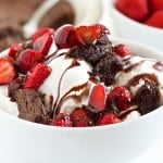 Strawberry Brownie Sundae | Get Inspired Everyday!
