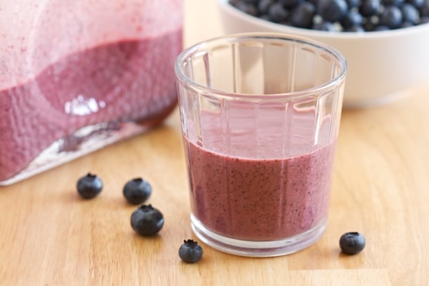 Blueberry Peaches and Cream Smoothie | Get Inspired Everyday! 