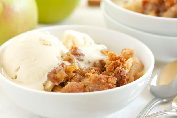 Grain Free Apple Crisp with a Twist | Get Inspired Everyday! 