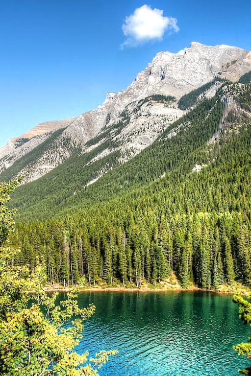 Lake Minnewanka - Banff | Get Inspired Everyday! 