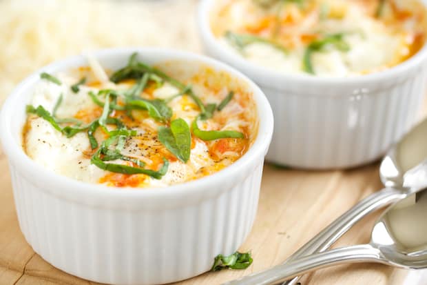 Saucy Italian Baked Eggs | Get Inspired Everyday!