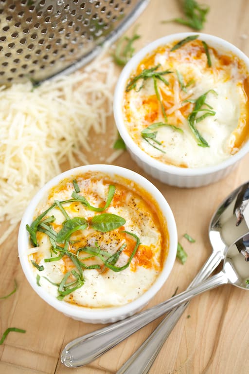 Saucy Italian Baked Eggs | Get Inspired Everyday! 