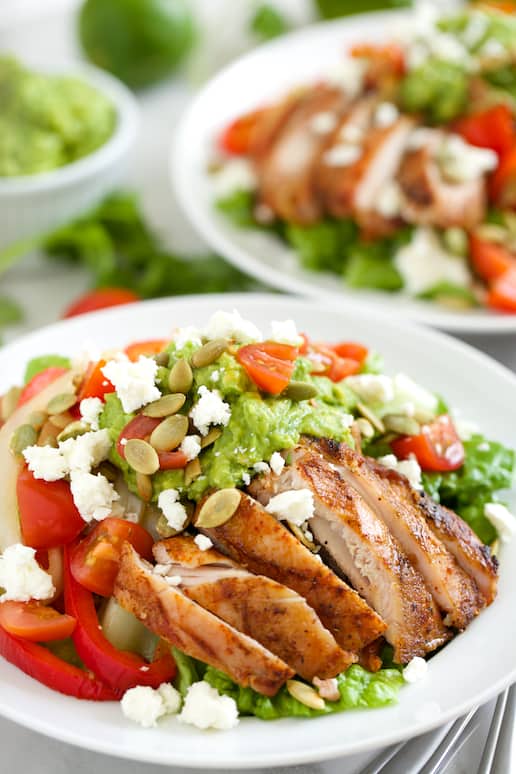 Grilled Chicken Fajita Salad with Guacamole Dressing | Get Inspired Everyday! 