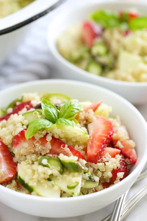 Strawberry Asparagus Quinoa Salad with Basil Vinaigrette | Get Inspired Everyday! 