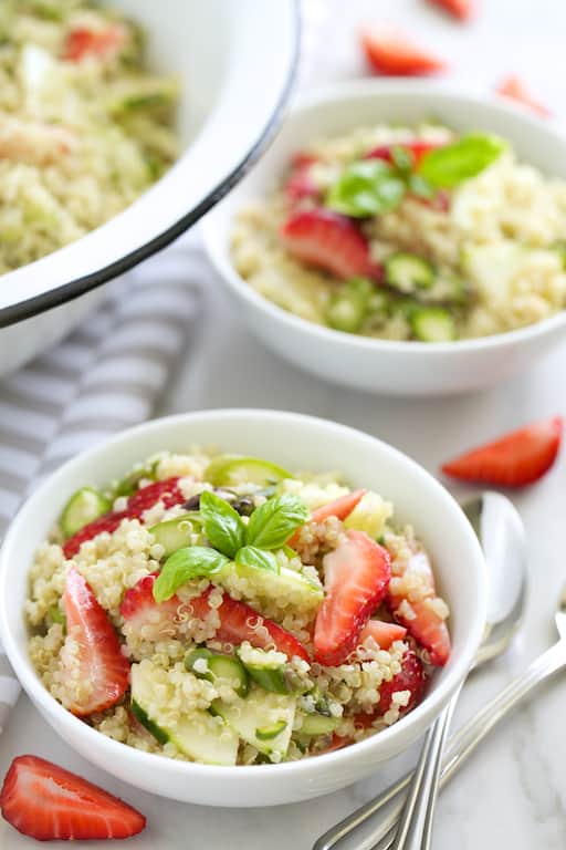 Strawberry Asparagus Quinoa Salad with Basil Vinaigrette | Get Inspired Everyday! 