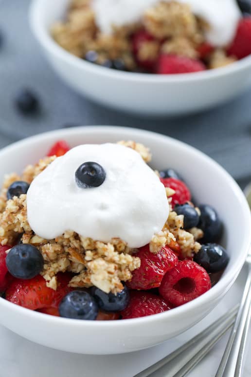 No-Bake Triple Berry Crisp | Get Inspired Everyday!