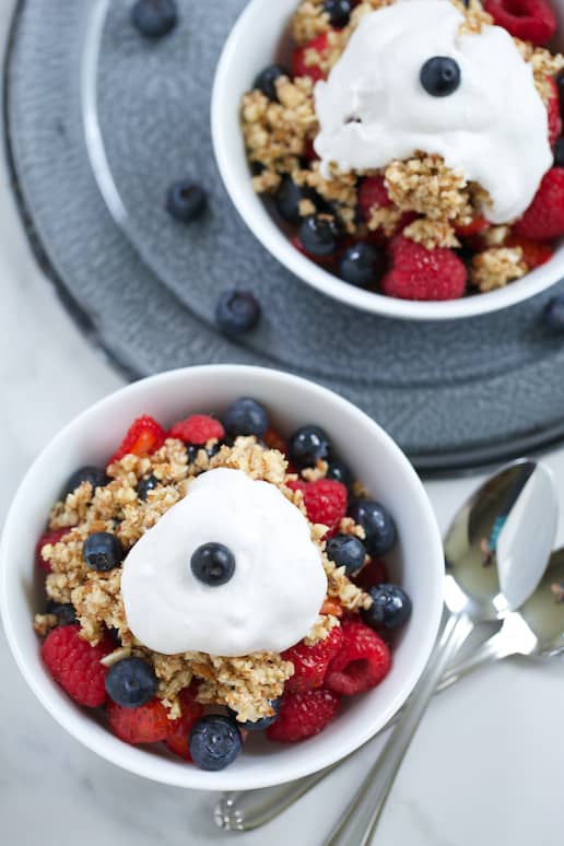 No-Bake Triple Berry Crisp | Get Inspired Everyday!