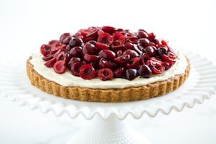 Cherry Cheesecake Cookie Tart | Get Inspired Everyday! 