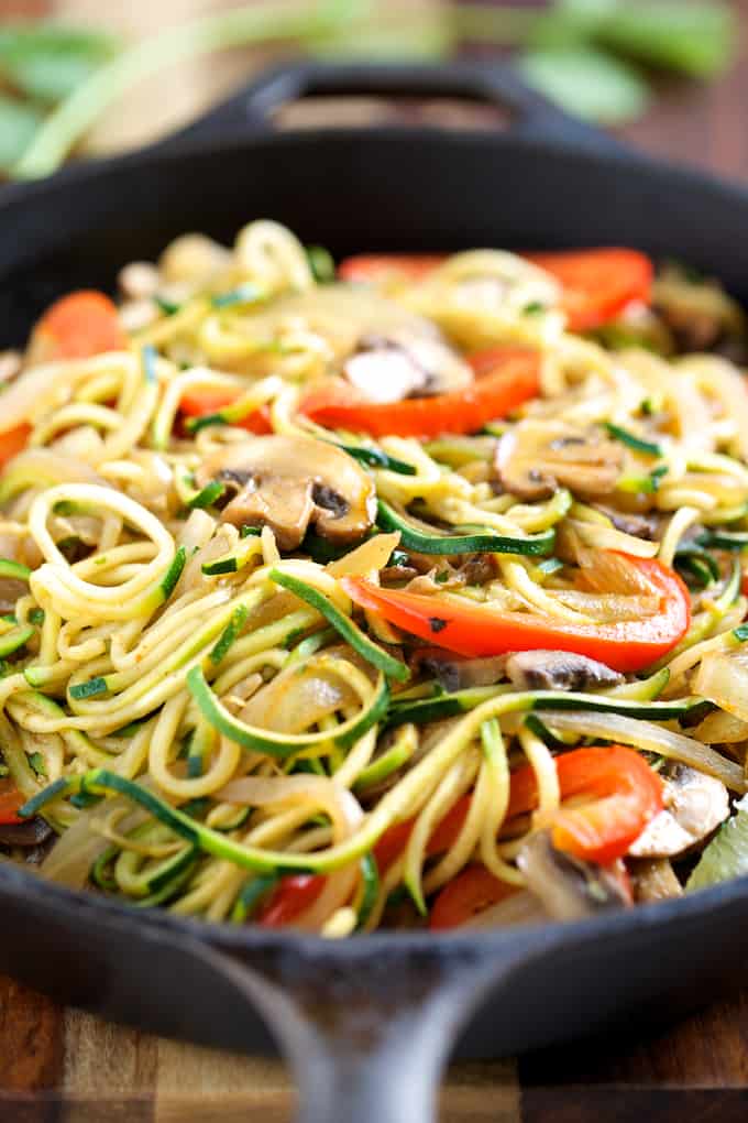Veggie Fajita Noodles | Get Inspired Everyday! 