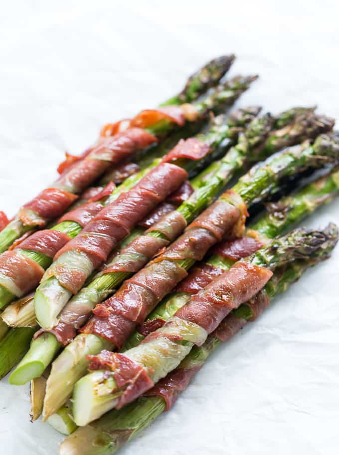 Grilled Prosciutto Wrapped Asparagus | Get Inspired Everyday!