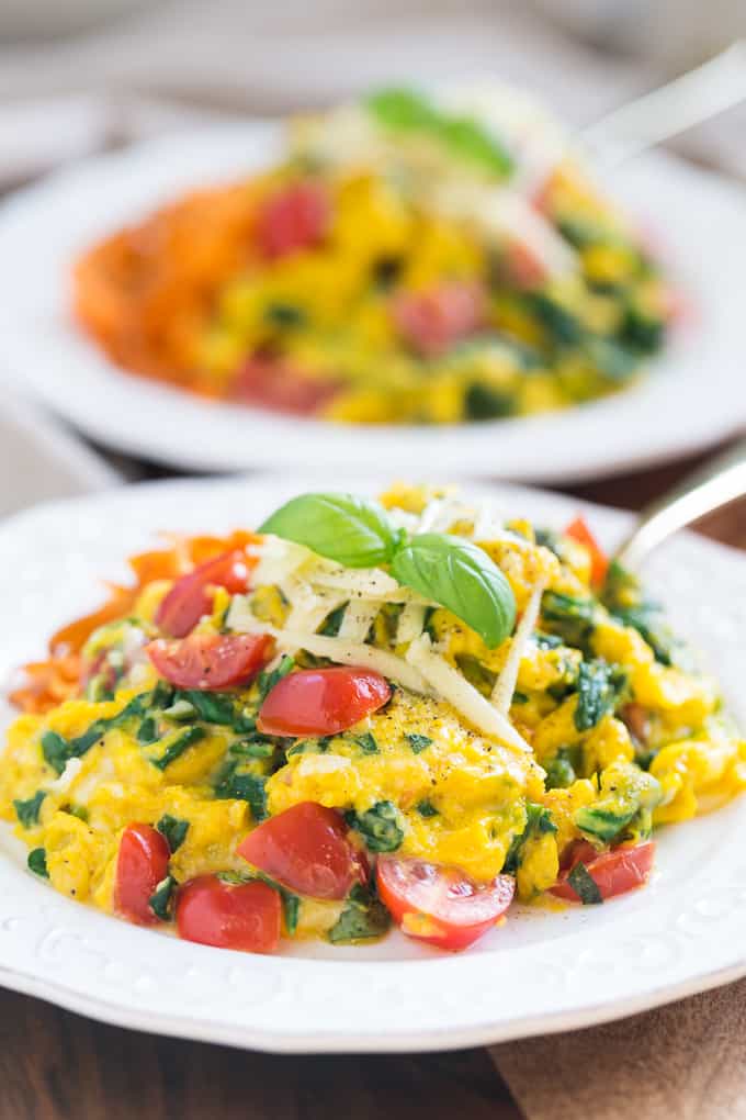Veggie Scrambled Eggs with Aged White Cheddar | Get Inspired Everyday!