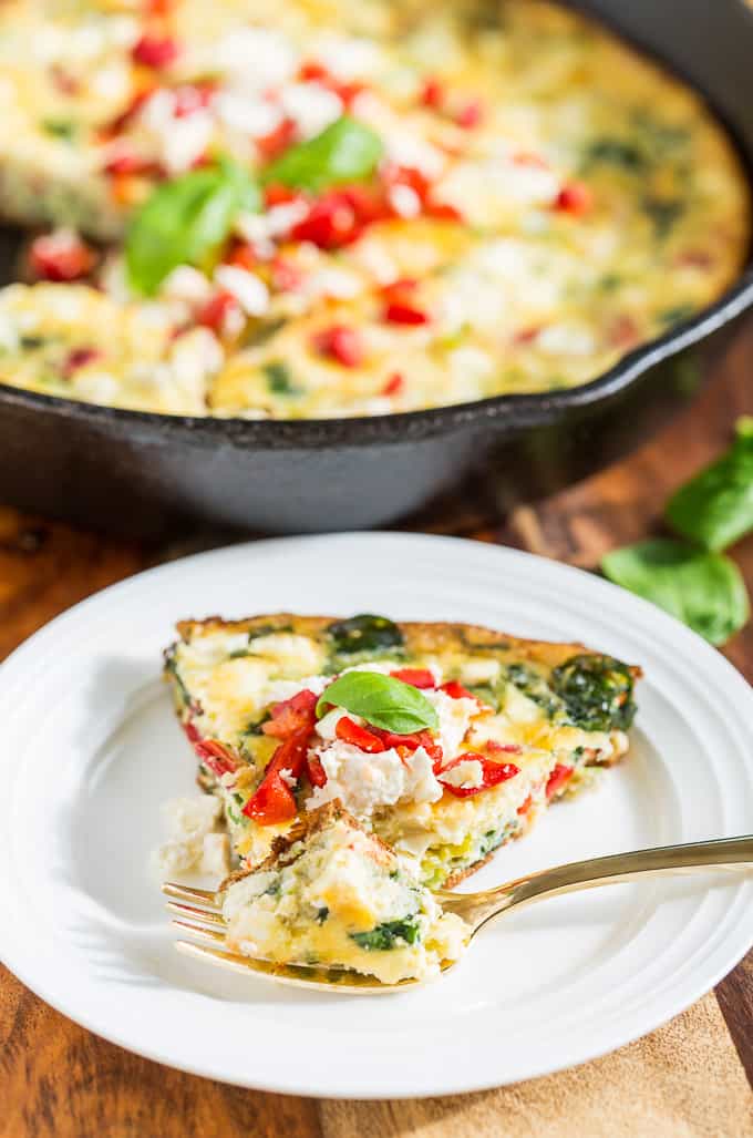 Roasted Red Pepper Frittata with Feta and Spinach | Get Inspired Everyday!