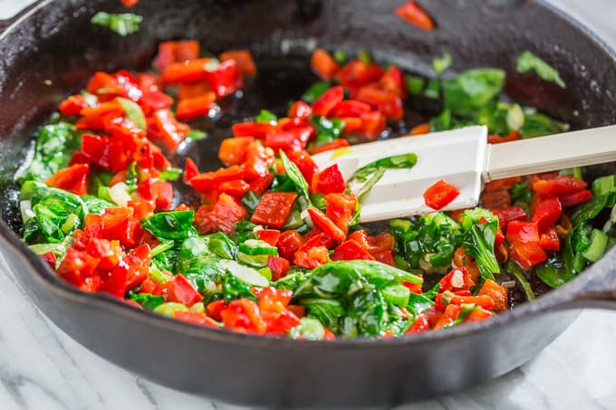 Roasted Red Pepper Frittata with Feta and Spinach | Get Inspired Everyday!