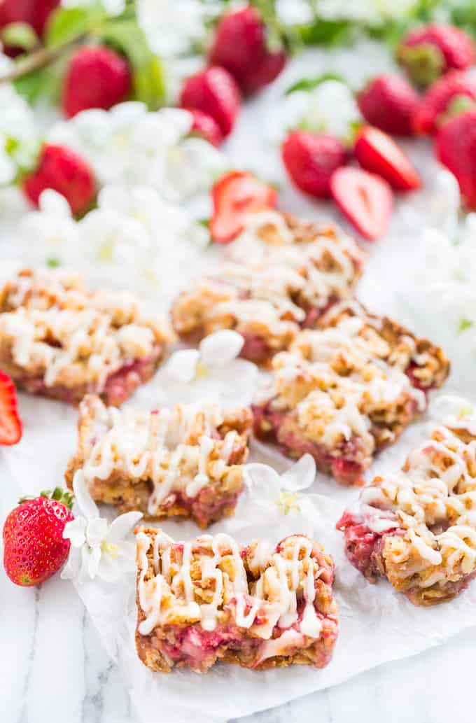 Strawberry Shortbread Bars | Get Inspired Everyday!