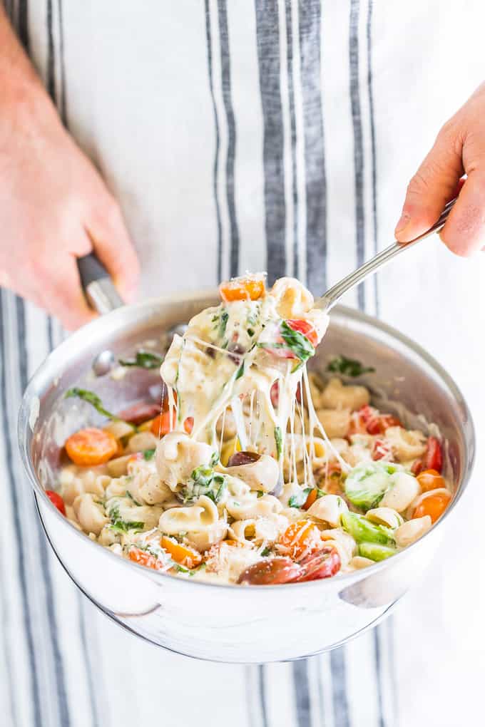 Creamy One Pot Caprese Pasta | Get Inspired Everyday!