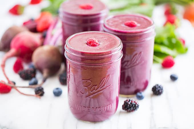 Glowing Berry Beet Smoothie | Get Inspired Everyday!