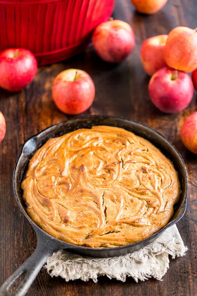 Apple Pie Skillet Cake | Get Inspired Everyday!