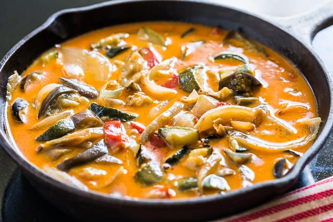 Easiest Roasted Veggie Thai Curry | Get Inspired Everyday!