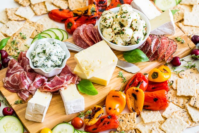 Easy Gluten Free Summer Cheese Board | Get Inspired Everyday!