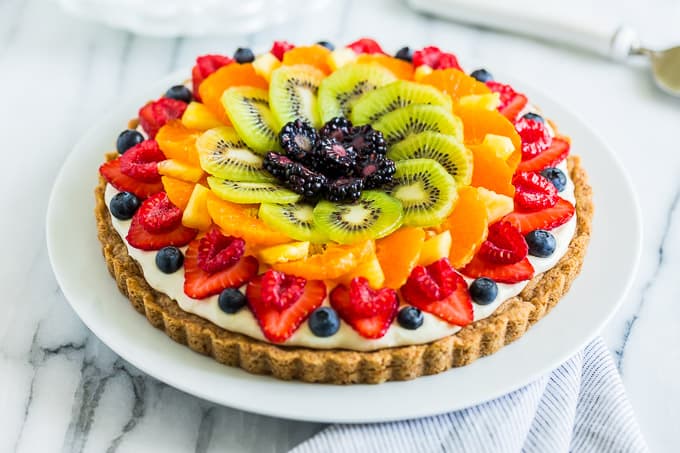 Rainbow Cheesecake Fruit Pizza | Get Inspired Everyday!
