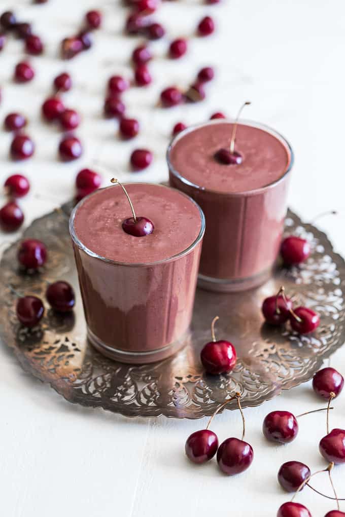 Chocolate Covered Cherry Smoothie | Get Inspired Everyday!