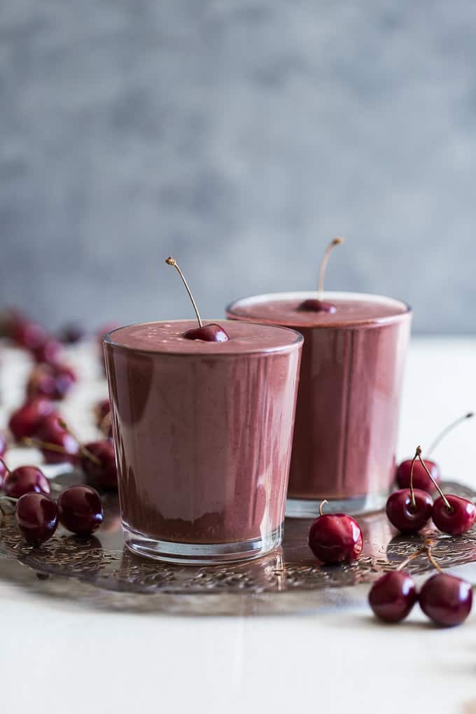 Chocolate Covered Cherry Smoothie | Get Inspired Everyday!