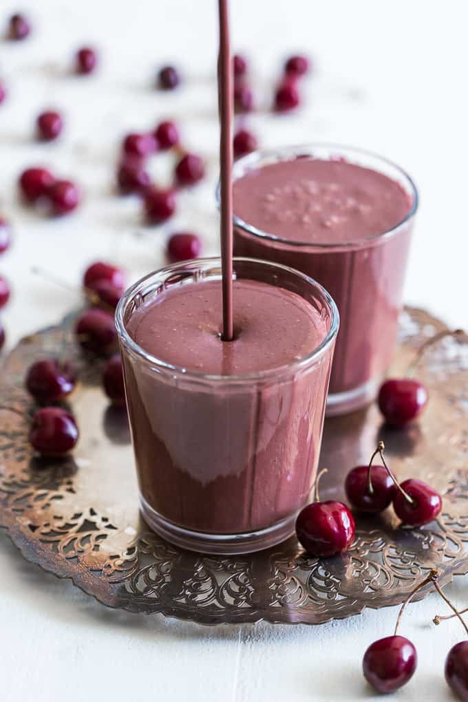 Chocolate Covered Cherry Smoothie | Get Inspired Everyday!