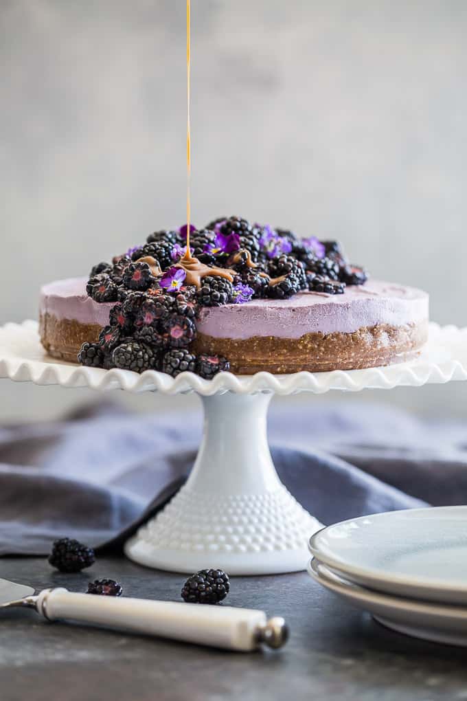 No Bake Caramel Blackberry Cheesecake | Get Inspired Everyday!