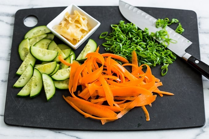 California Sushi Bowls with Japanese Togarashi Mayo | Get Inspired Everyday!