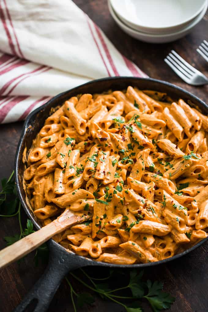 Creamy Cashew Roasted Red Pepper Sauce | Get Inspired Everyday!