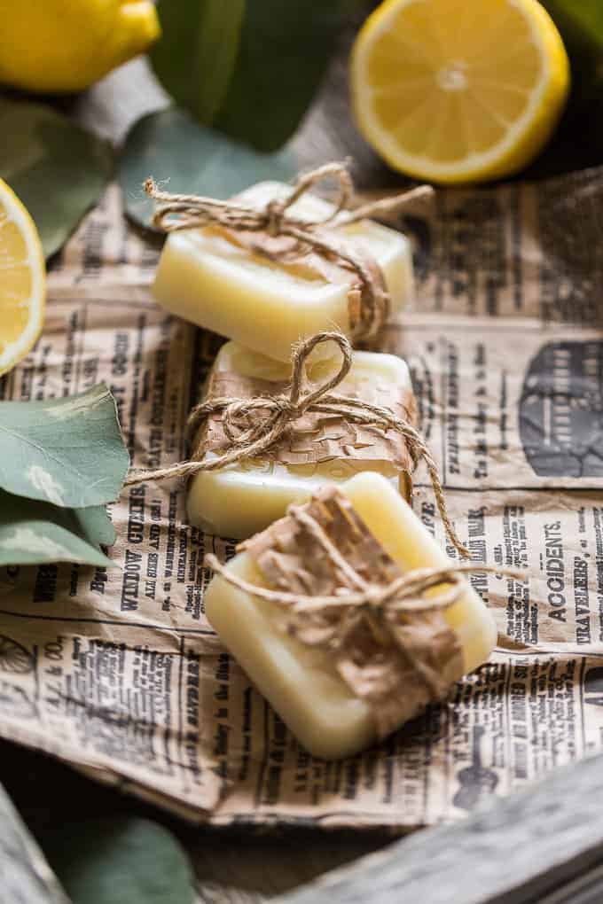 Homemade Lemon Lotion Bars | Get Inspired Everyday!