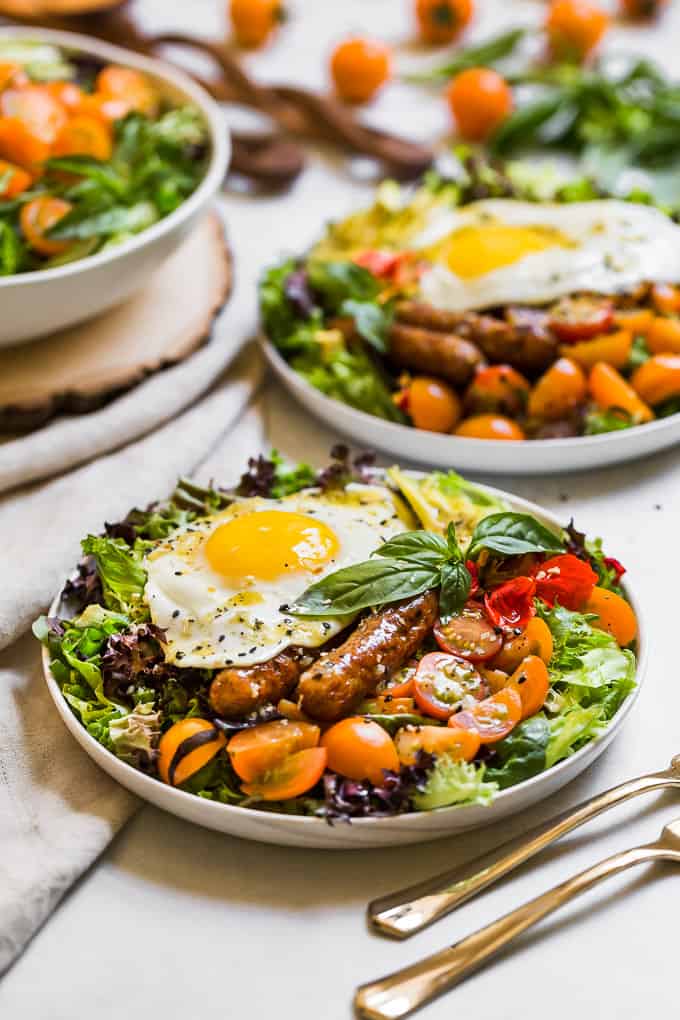 Breakfast Salad with Everything Bagel Seasoning Dressing | Get Inspired Everyday!