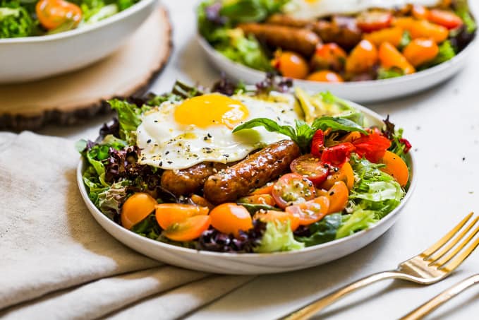 Breakfast Salad with Everything Bagel Seasoning Dressing | Get Inspired Everyday!