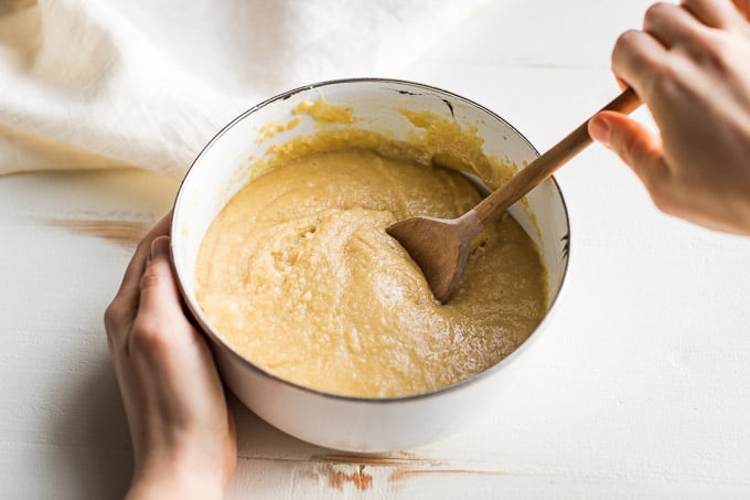 Grain Free Vanilla Bean Honeyed Coffee Cake Muffins | Get Inspired Everyday!