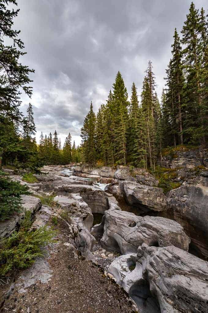 Maligne Canyon Loop Trail | Get Inspired Everyday!