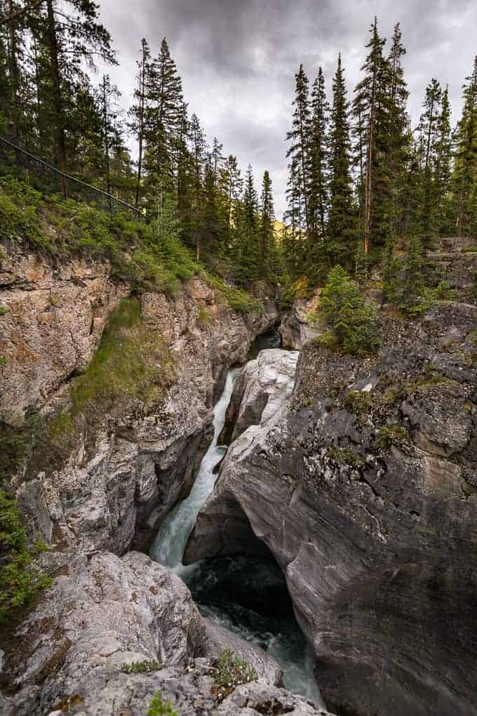 Maligne Canyon Loop Trail | Get Inspired Everyday!