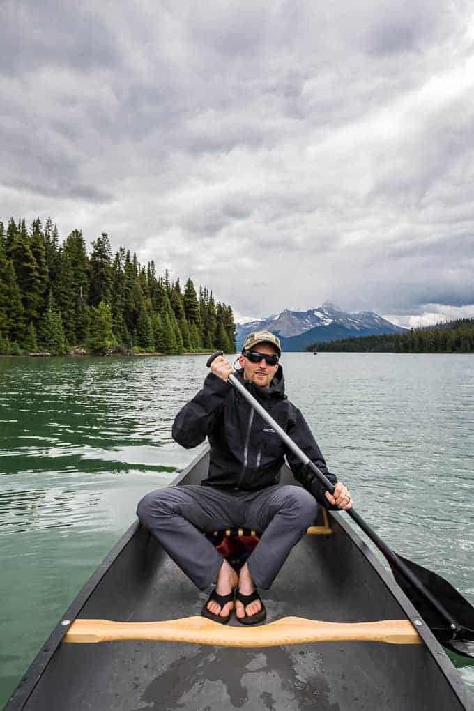 Tips for visiting Maligne Lake in Jasper National Park | Get Inspired Everyday!