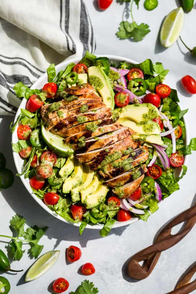Guacamole Salad with Grilled Chipotle Chicken | Get Inspired Everyday!