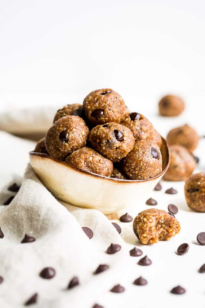 Almond Butter Chocolate Chip Cookie Energy Bites | Get Inspired Everyday!