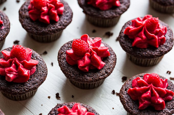 Gluten Free Chocolate Cupcakes with Raspberry Buttercream Frosting | Get Inspired Everyday!