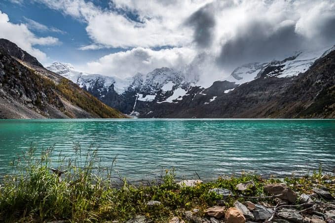 Lake of Hanging Glaciers | Get Inspired Everyday!