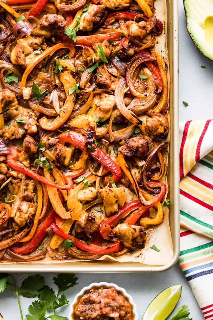 Healthy Chicken Sheet Pan Fajitas | Get Inspired Everyday!