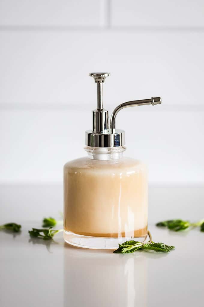 Homemade Moisturizing Mint Body Wash