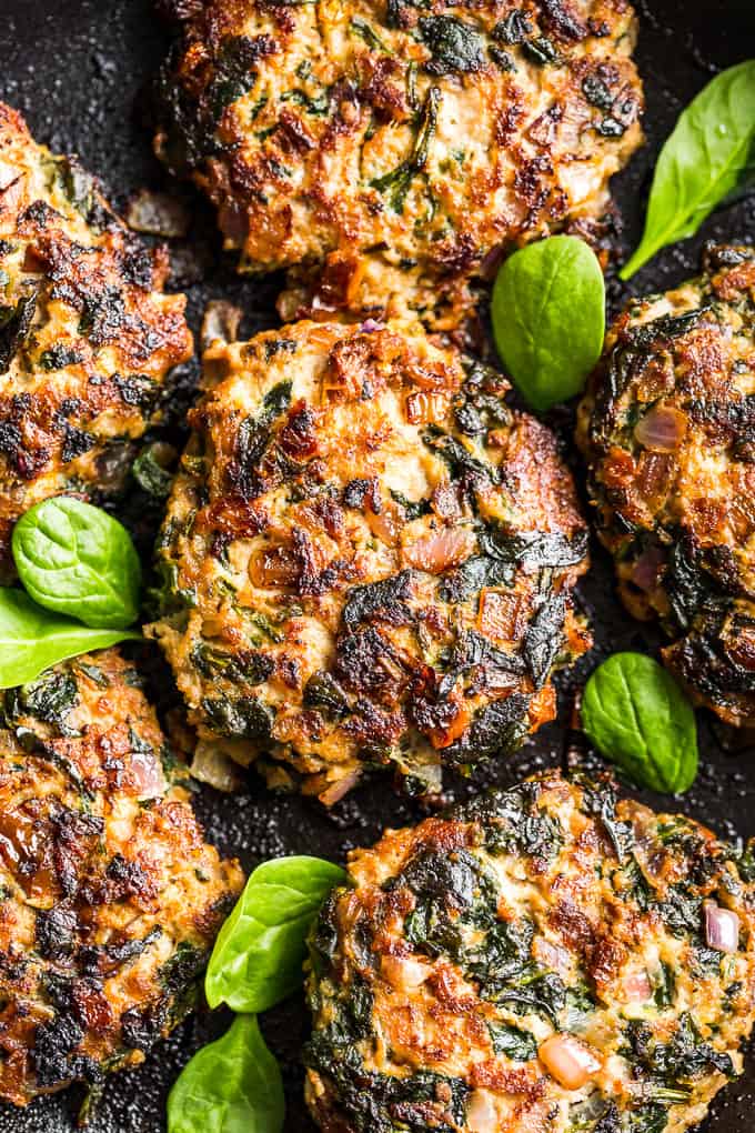 Sun-dried Tomato Spinach Turkey Burgers | Get Inspired Everyday!