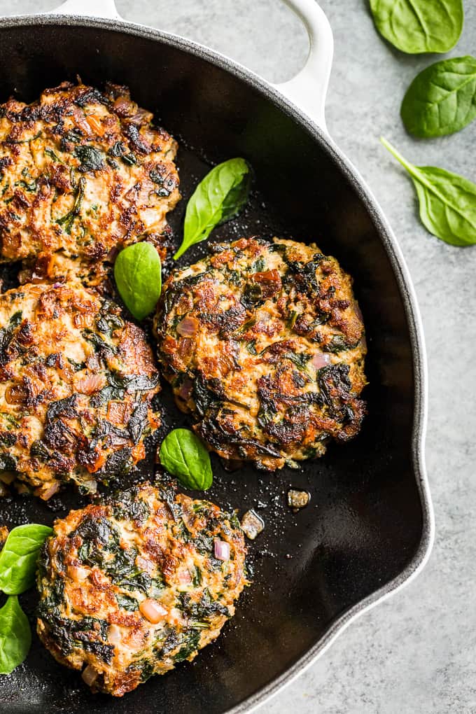 Sun-dried Tomato Spinach Turkey Burgers | Get Inspired Everyday!