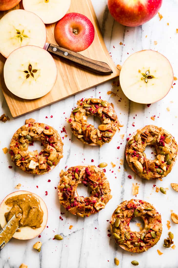 Apple slice snacks as part of the healthy snack section of these 31 Recipes to Make for January.