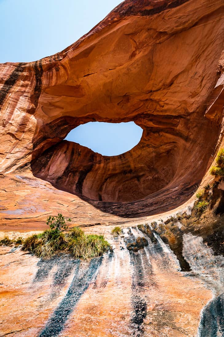 Looking up at Bowtie Arch near Corona Arch.