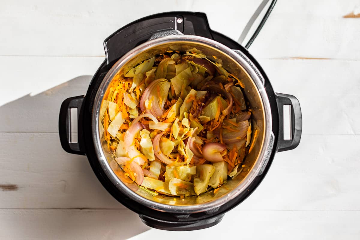 Finished Egg Roll Bowl in the instant pot.