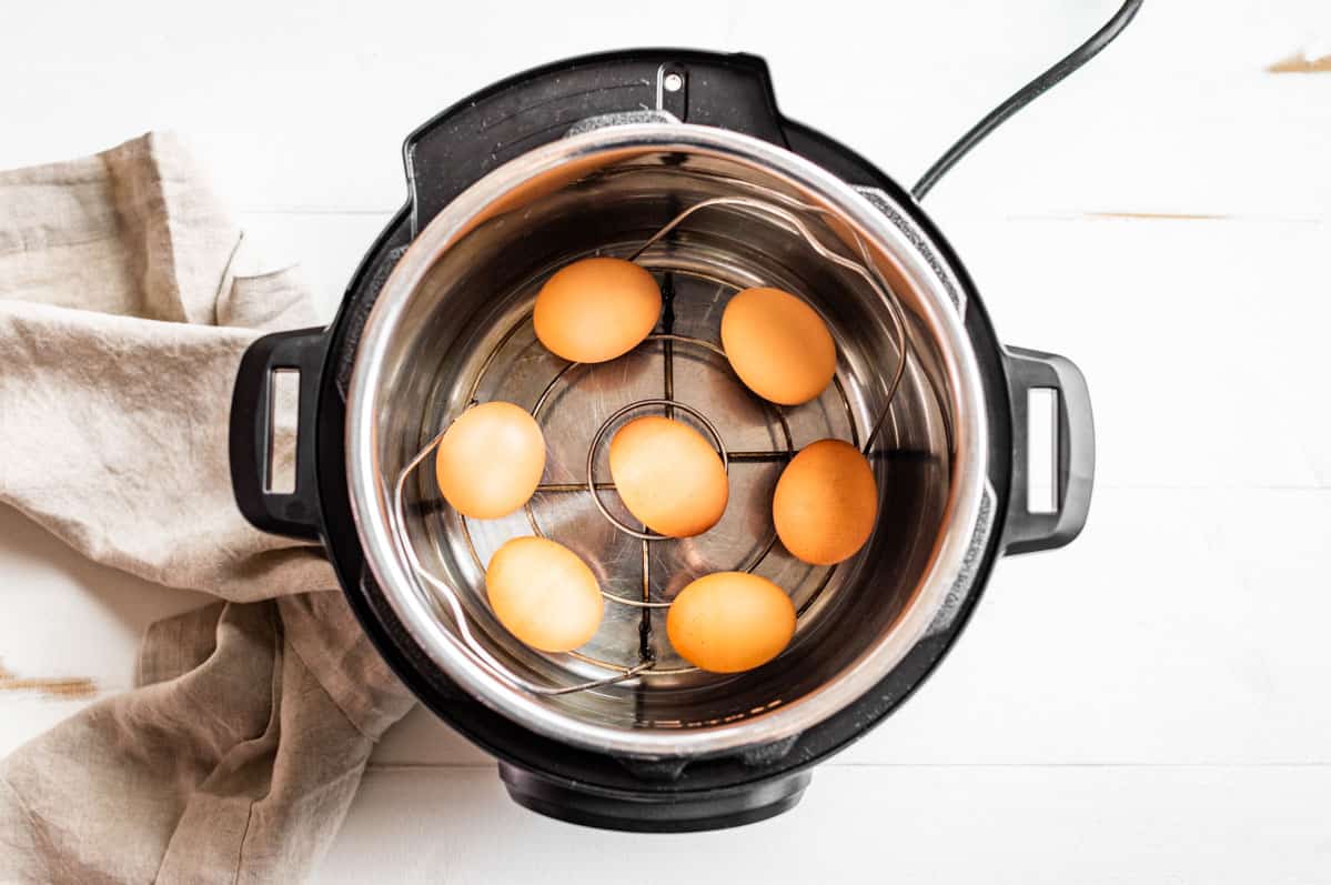 Eggs on a trivet in the Instant Pot.
