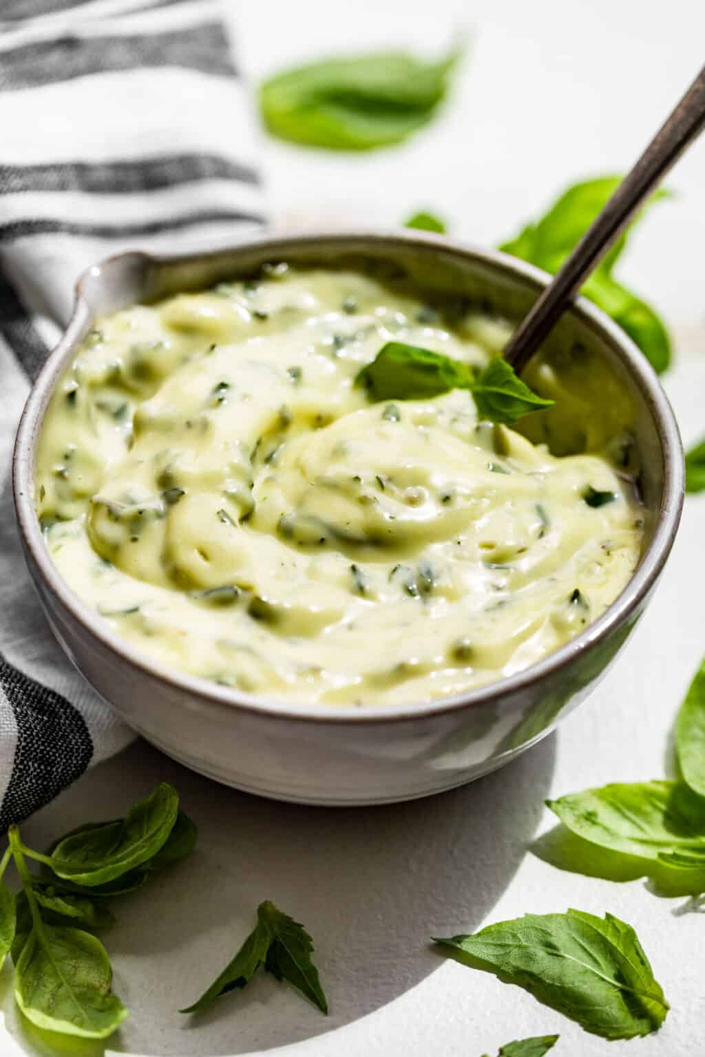 Basil Aioli Super Easy Foolproof Tips Get Inspired Everyday   Basil Aioli Get Inspired Everyday 8 1024x1536 